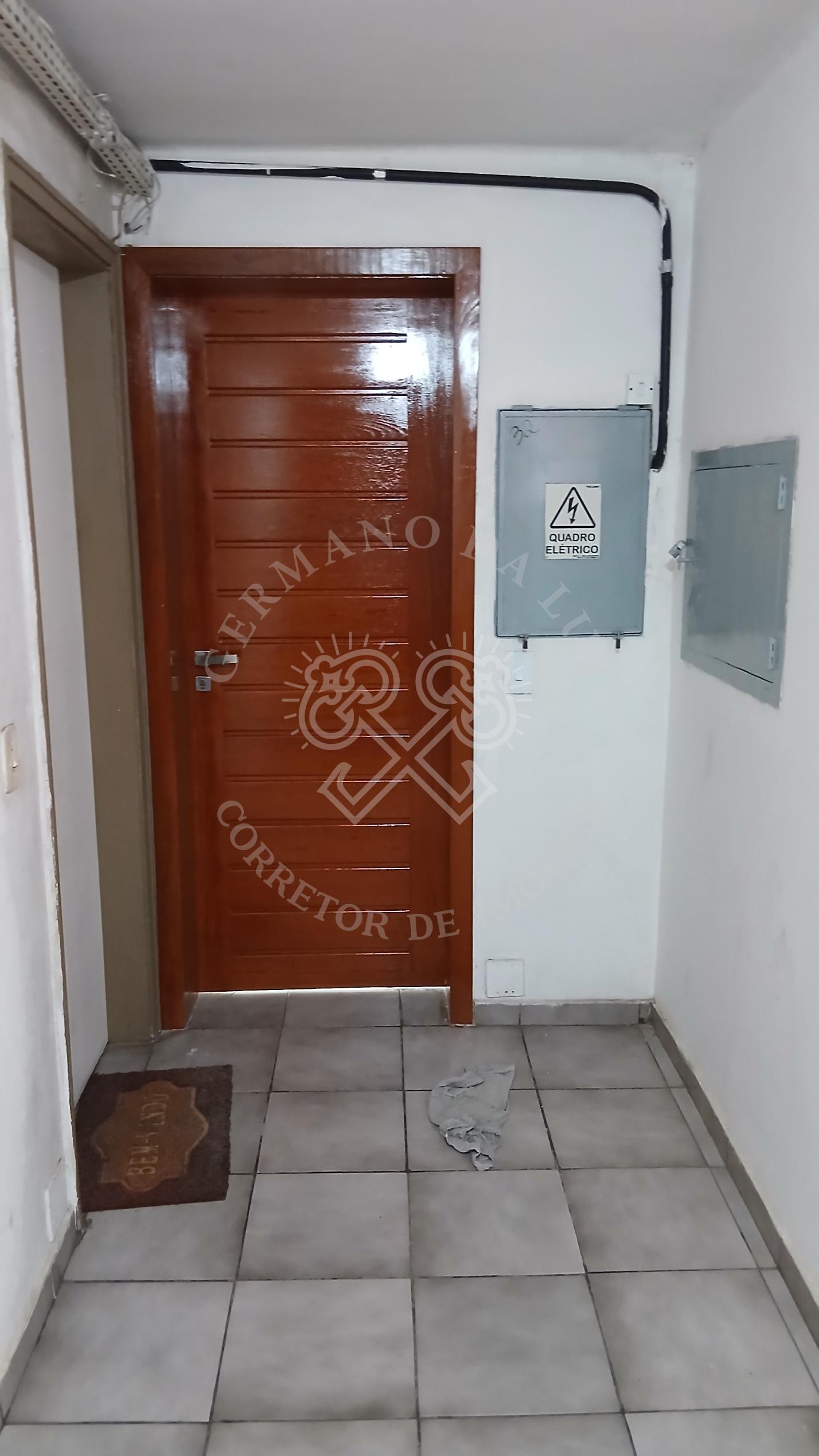 APTO. CD. AJURICABA, Centro de Manaus, com 01 Su?te, mobiliada.