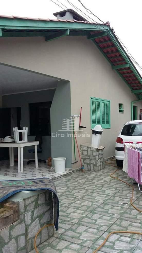 CASA EM ITAJAÍ