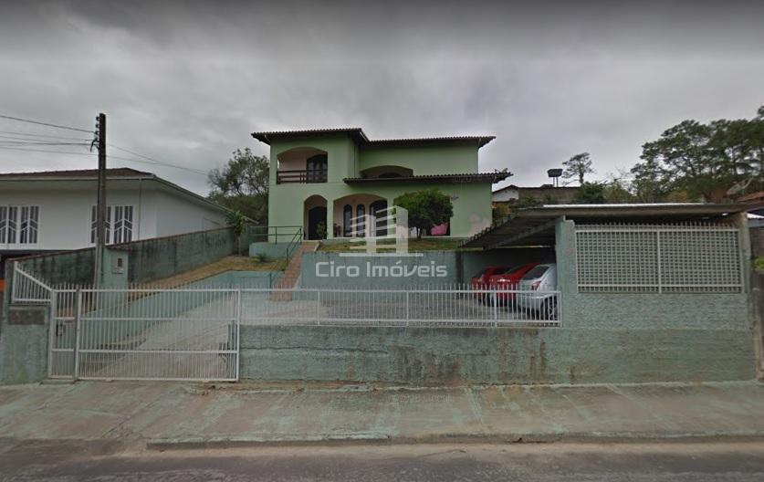 SOBRADO COM 04 APARTAMENTOS NO BAIRRO PROFIPO EM JOINVILLE-SC