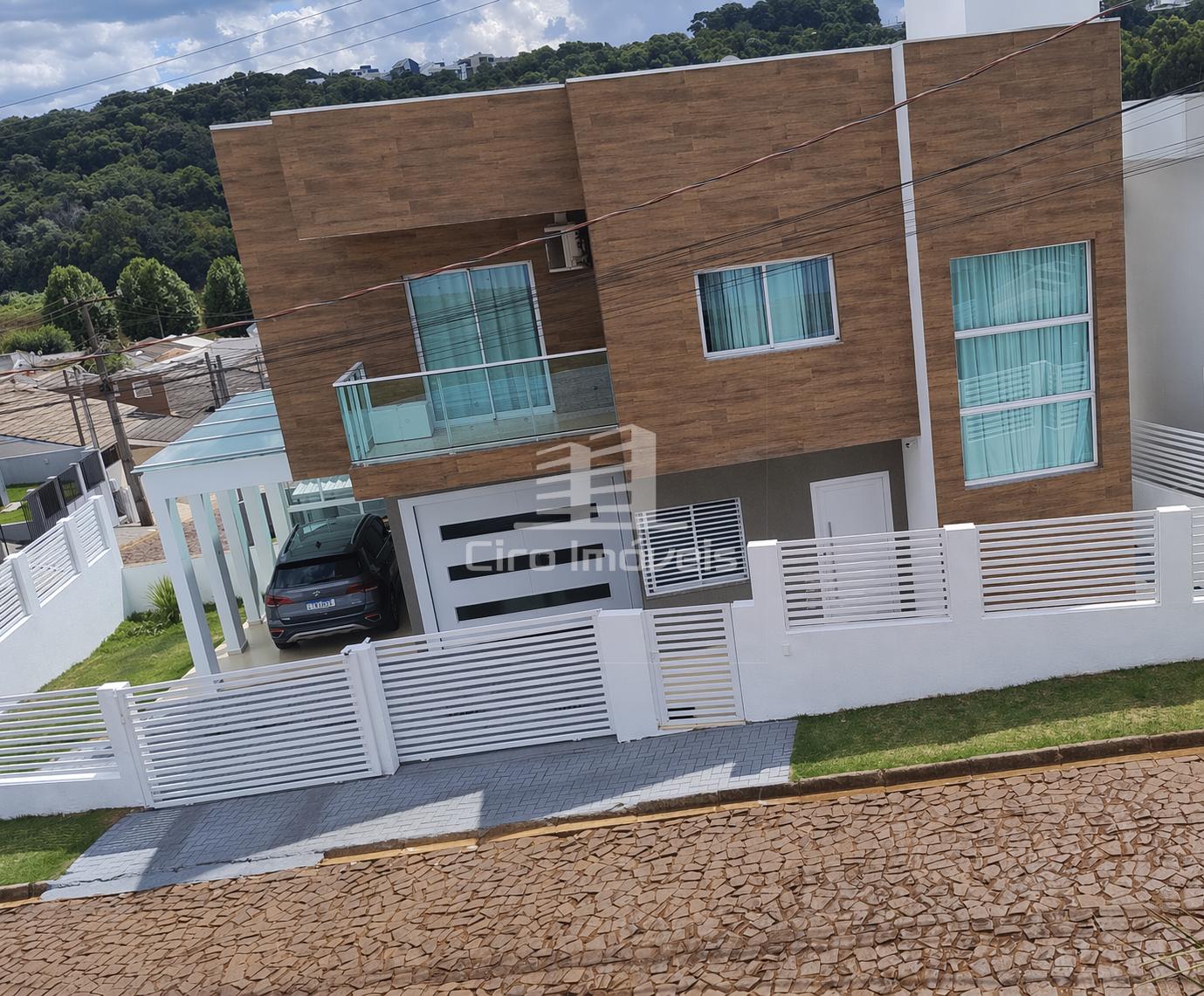 SOBRADO NO BAIRRO SANTA TEREZINHA