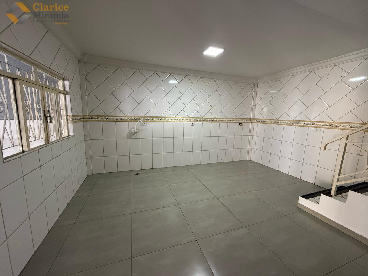 SOBRADO P/ LOCAÇÃO - RUA DOIS VIZINHOS, Nº 872, JARDIM IPÊ - F...