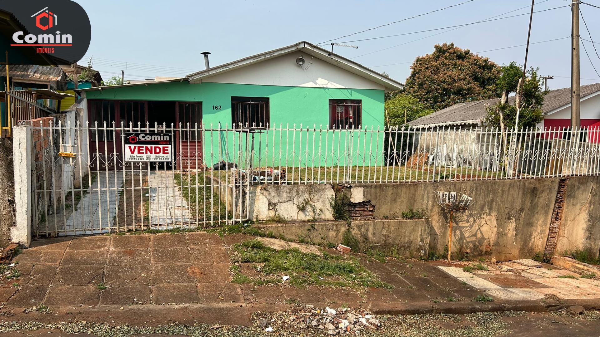 Casa ? venda com 100 metros quadrados de ?rea constru?da.