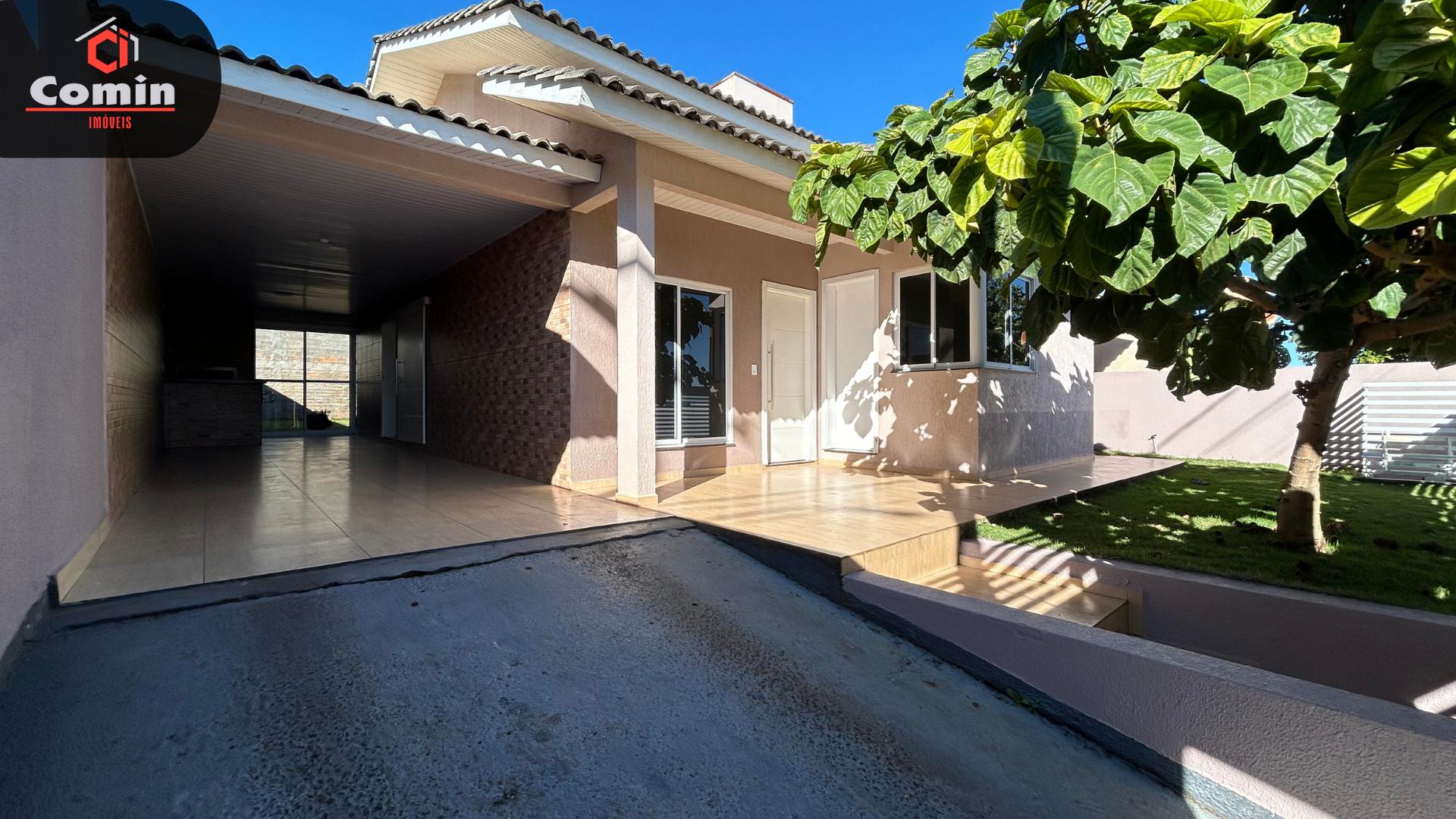 Casa em Alvenaria à venda.