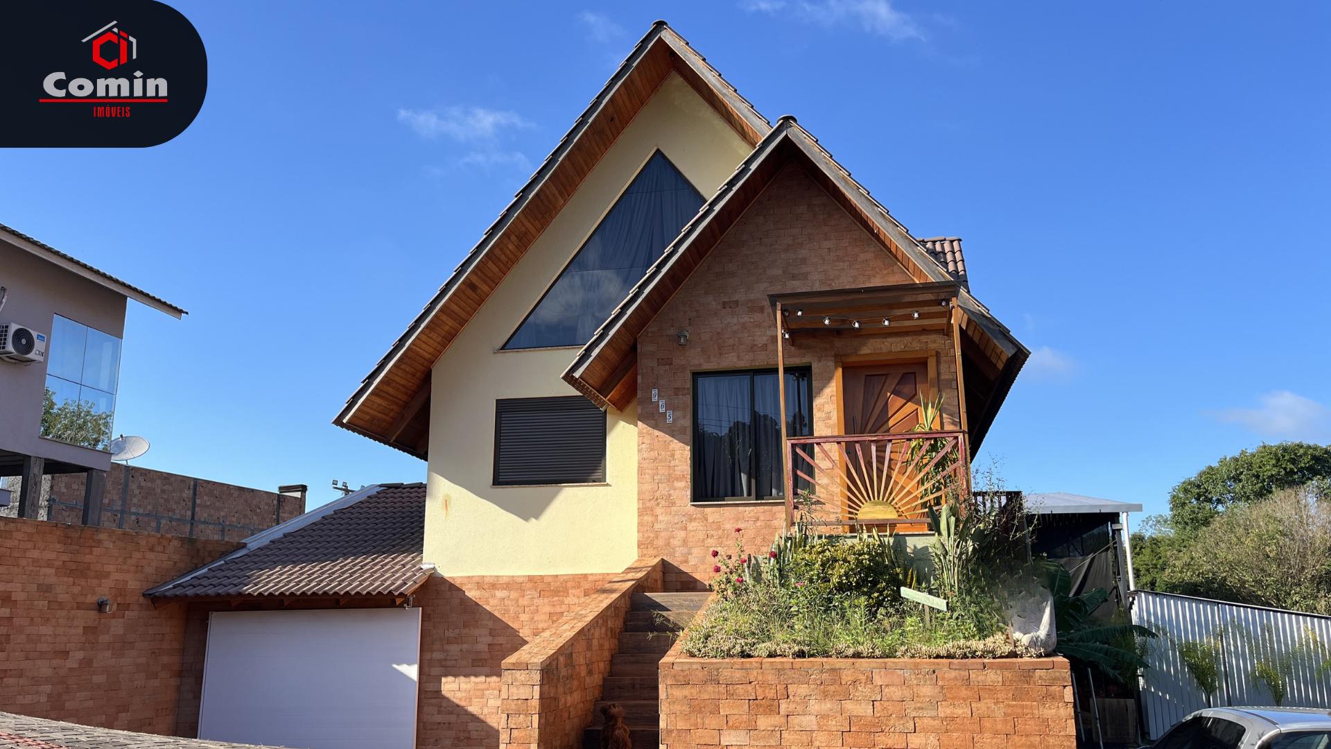 Chalé em Coronel Vivida com design único e acabamento de alto ...