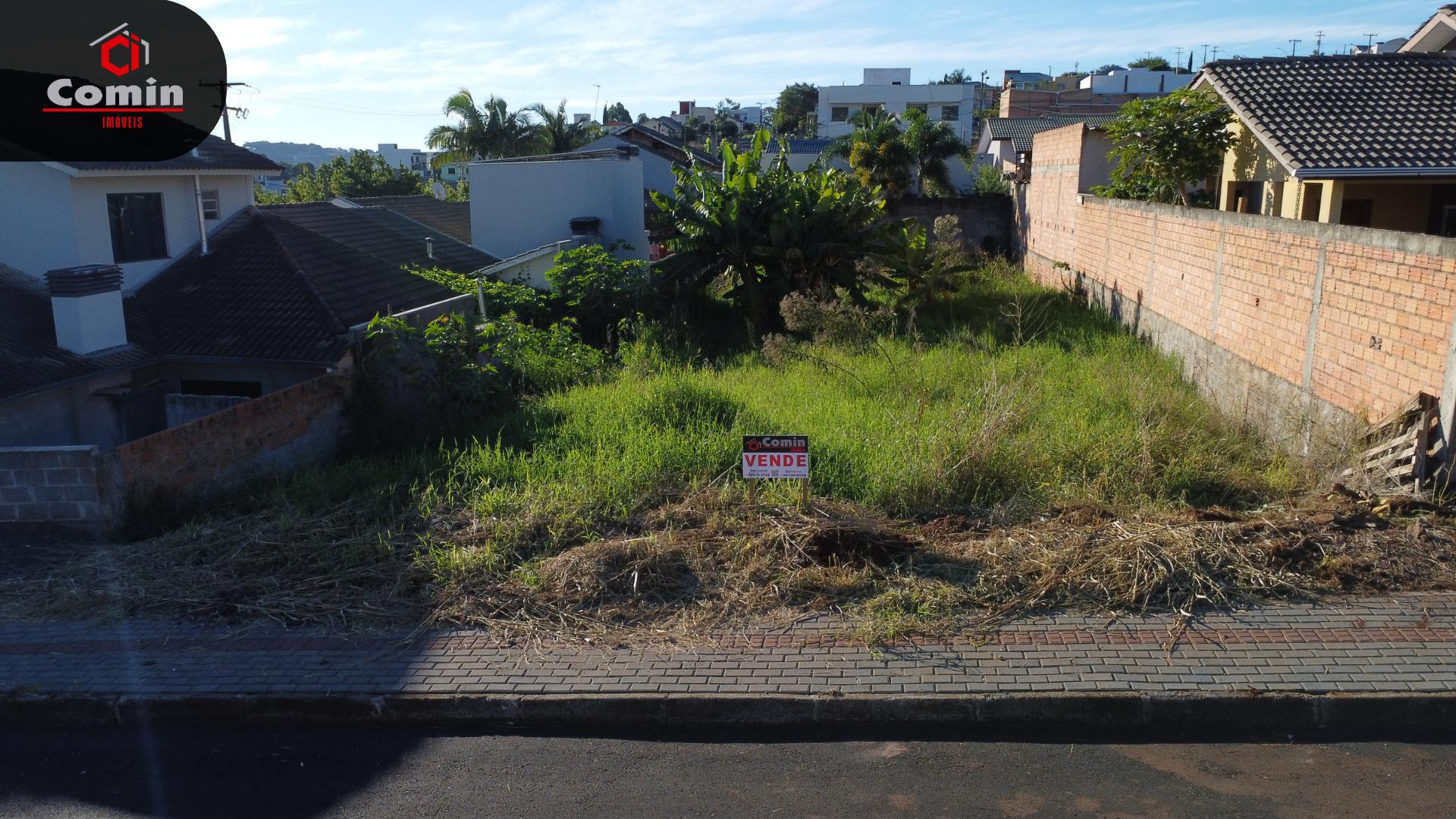 Lote à venda.