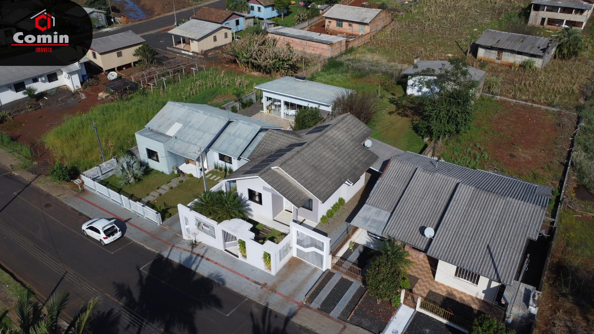 Casa ? venda na Rua Oreste Galv?o.