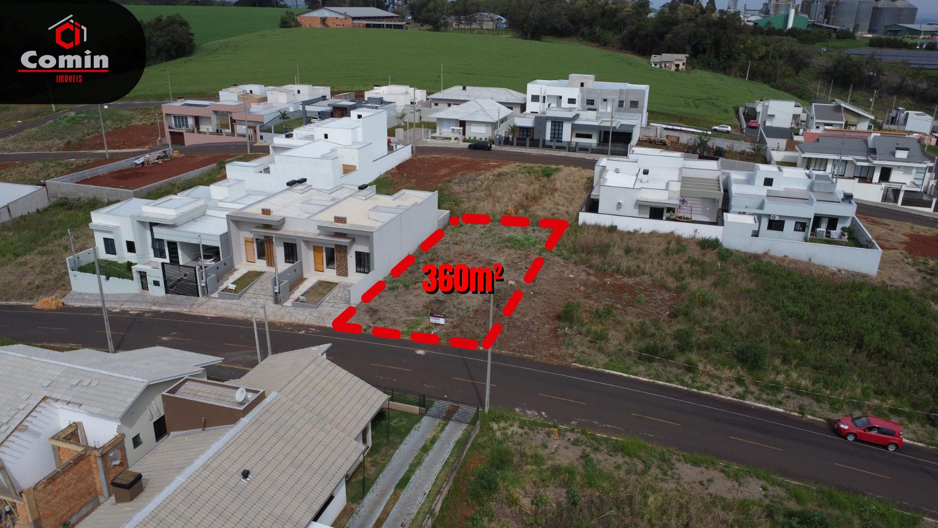 Lote à venda, com 360 metros quadrados, plano e acima do nível...