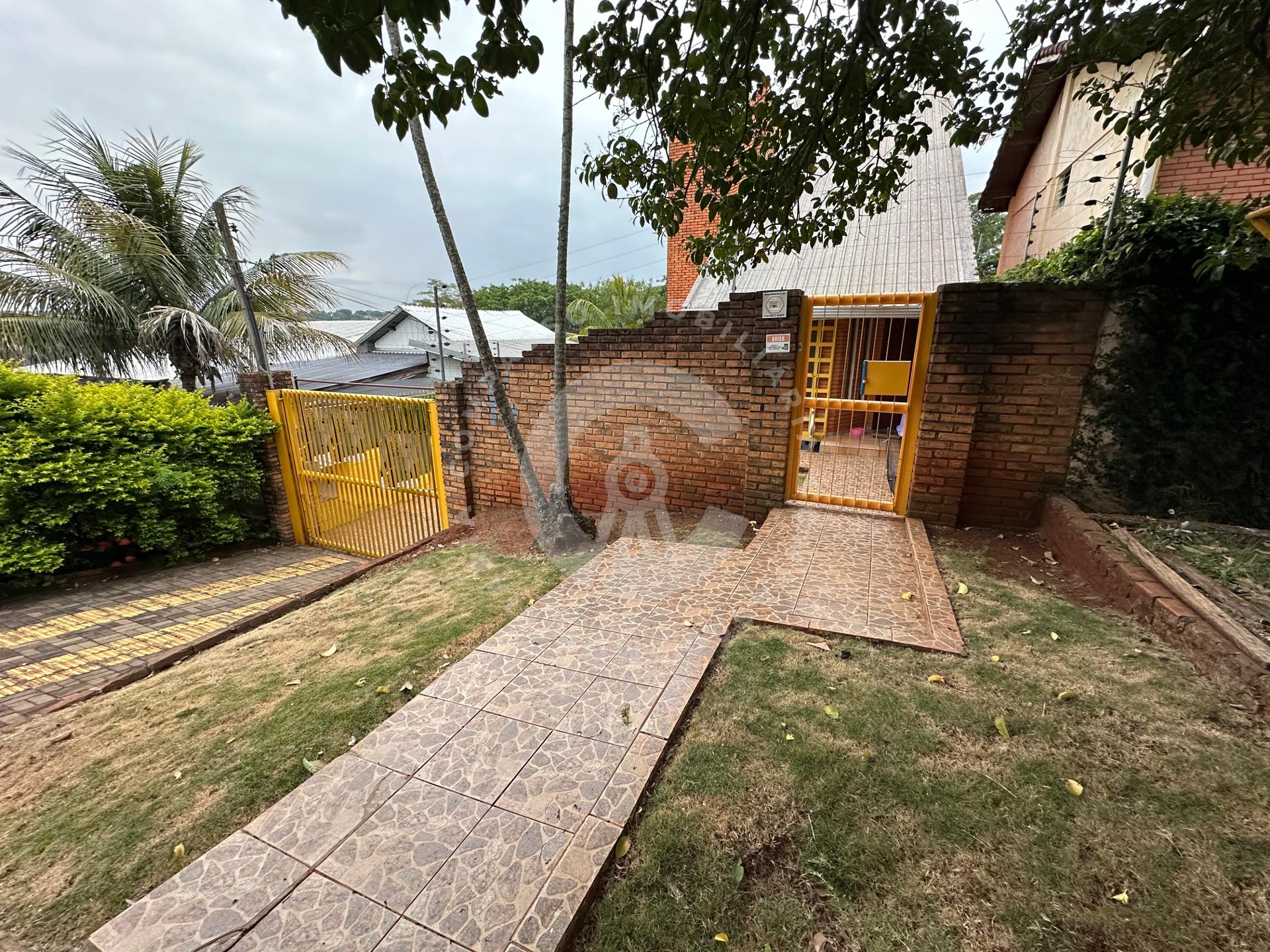 SOBRADO COM EXCELENTE LOCALIZAÇÃO, DE 287M  NO CENTRO DE FOZ D...