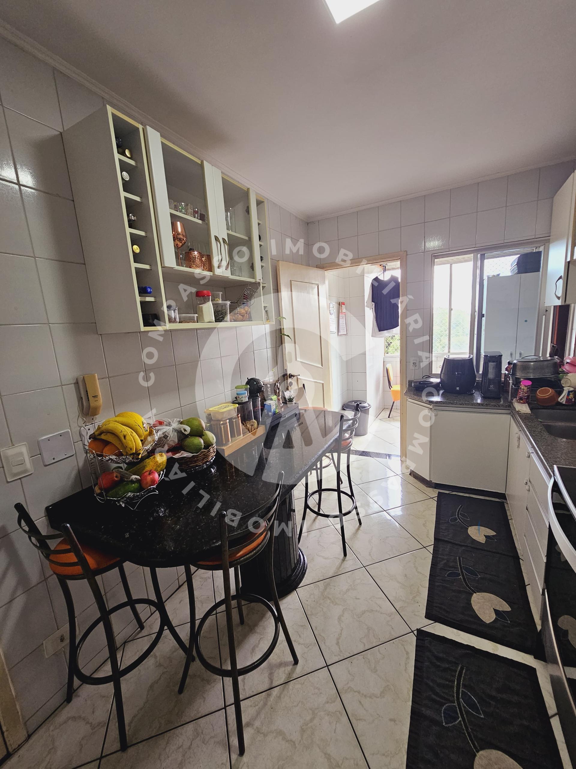 Apartamento à venda com 03 quartos na Vila Maracanã, FOZ DO IG...