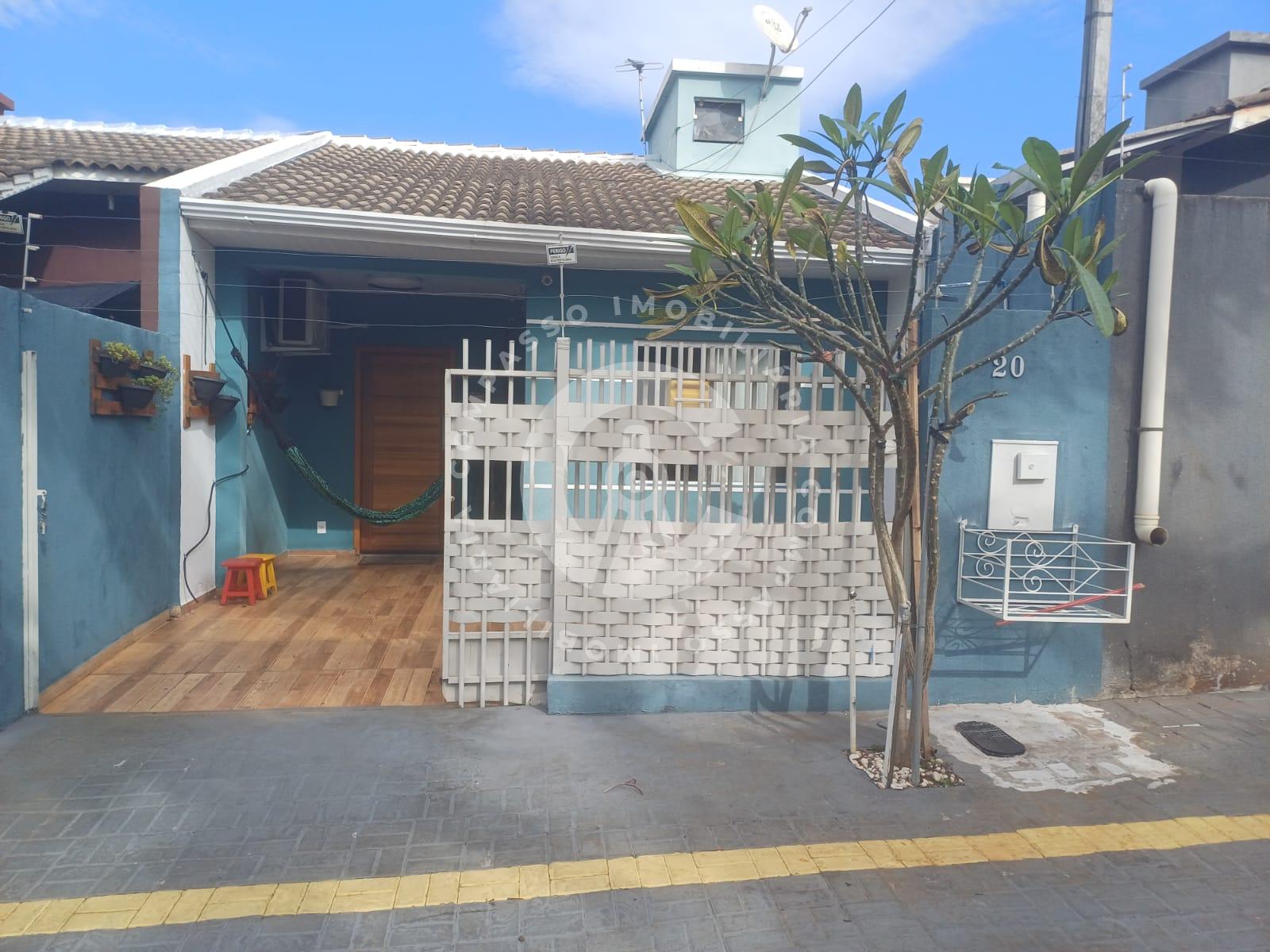 Casa com 2 dormitórios para locação, Jardim Ipê III, FOZ DO IG...