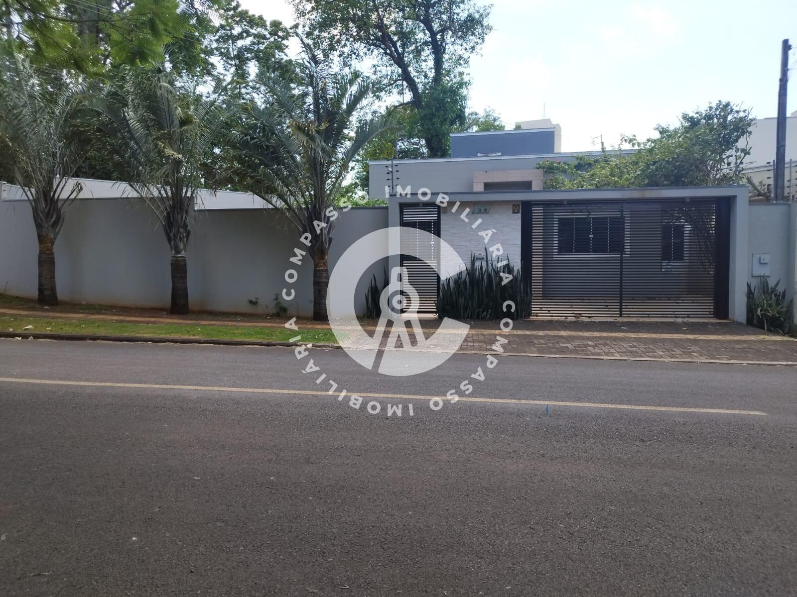 Casa com 2 dormitórios   suíte à venda no Jardim Bourbon, FOZ ...