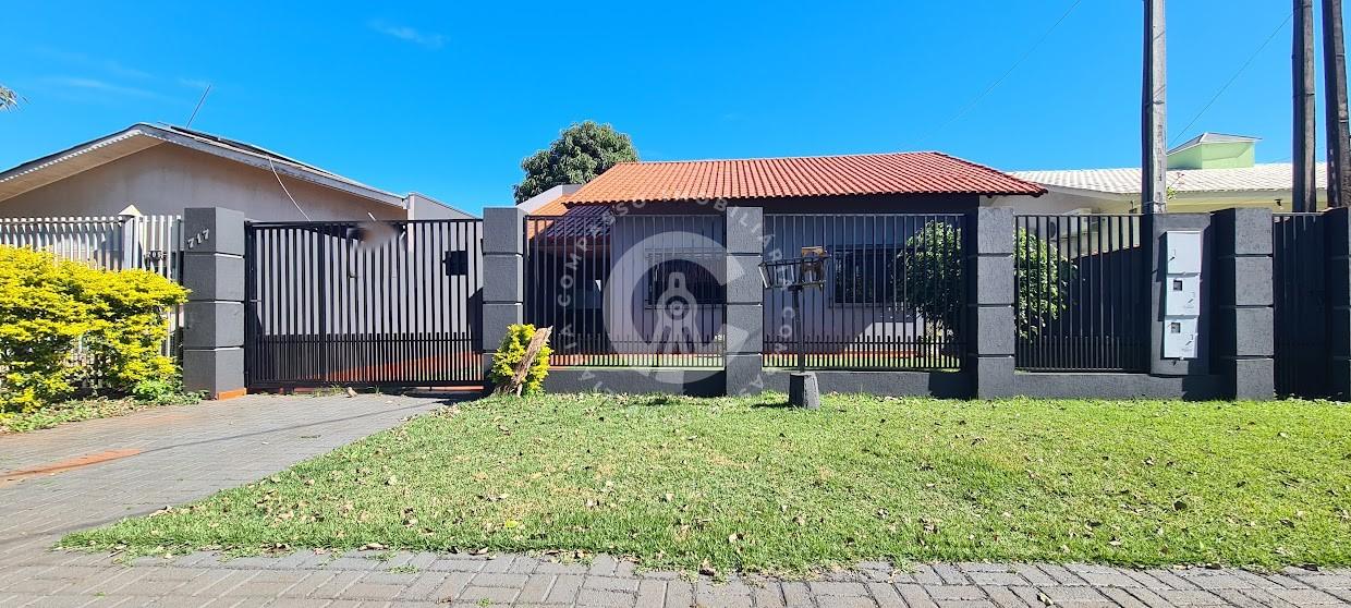 Casa à venda no Jardim Dona Leila  2 suítes, piscina e amplo ...