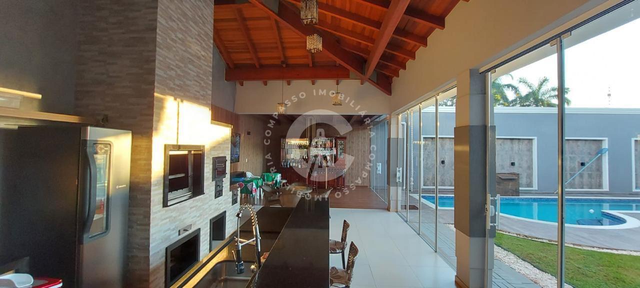 Sobrado de alto padrão no Jardim Panorama  4 Quartos e Piscina...