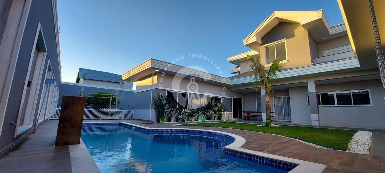 Sobrado de alto padrão no Jardim Panorama  4 Quartos e Piscina...