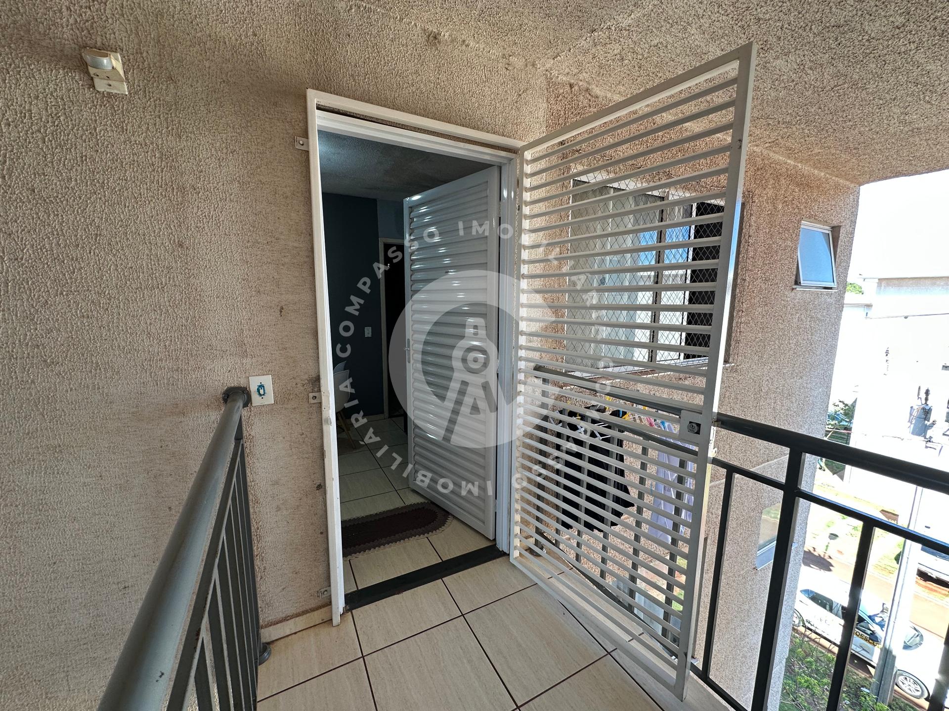 Apartamento à venda no Residencial Boicy II  região de Três La...