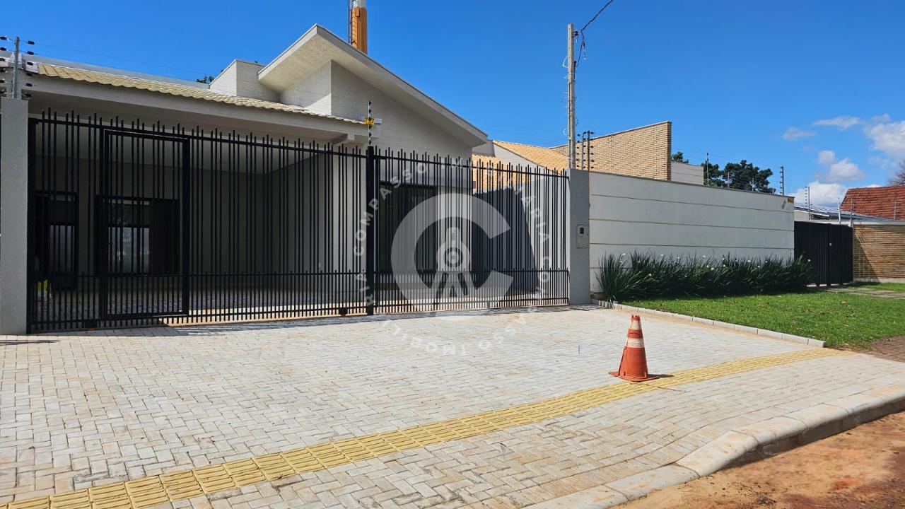 Casa com 3 dormitórios sendo 1 suíte para locação, Jardim Lanc...
