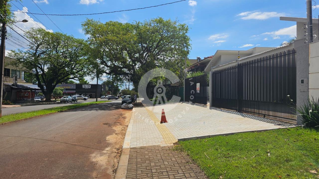 Casa com 3 dormitórios sendo 1 suíte para locação, Jardim Lanc...