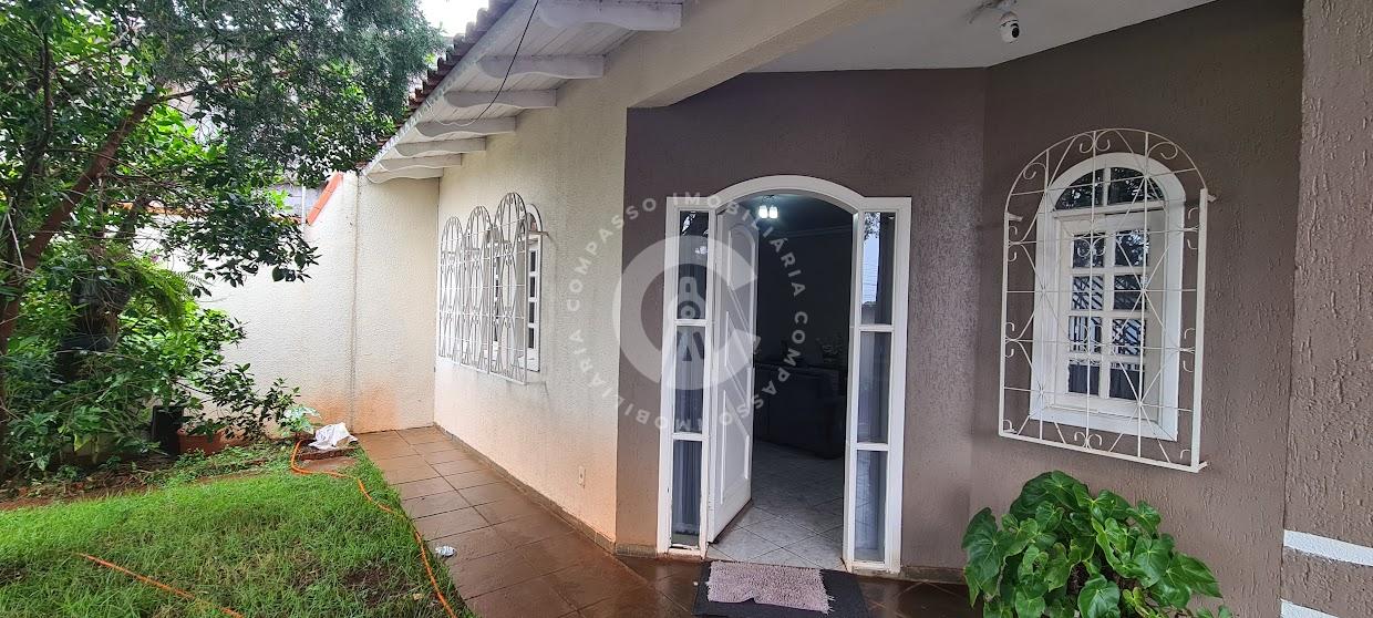 Casa no KLP Foz do Iguaçu com 260m , piscina, suíte e área gou...