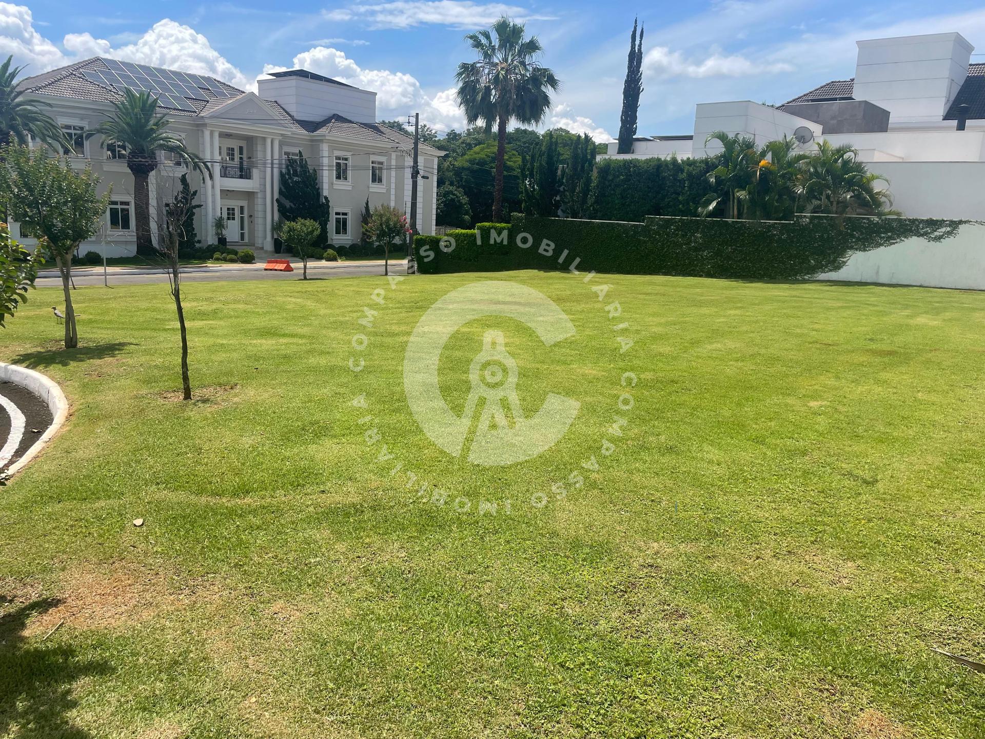 Terreno á venda no Condomínio Iguassu Green Village de 781m2