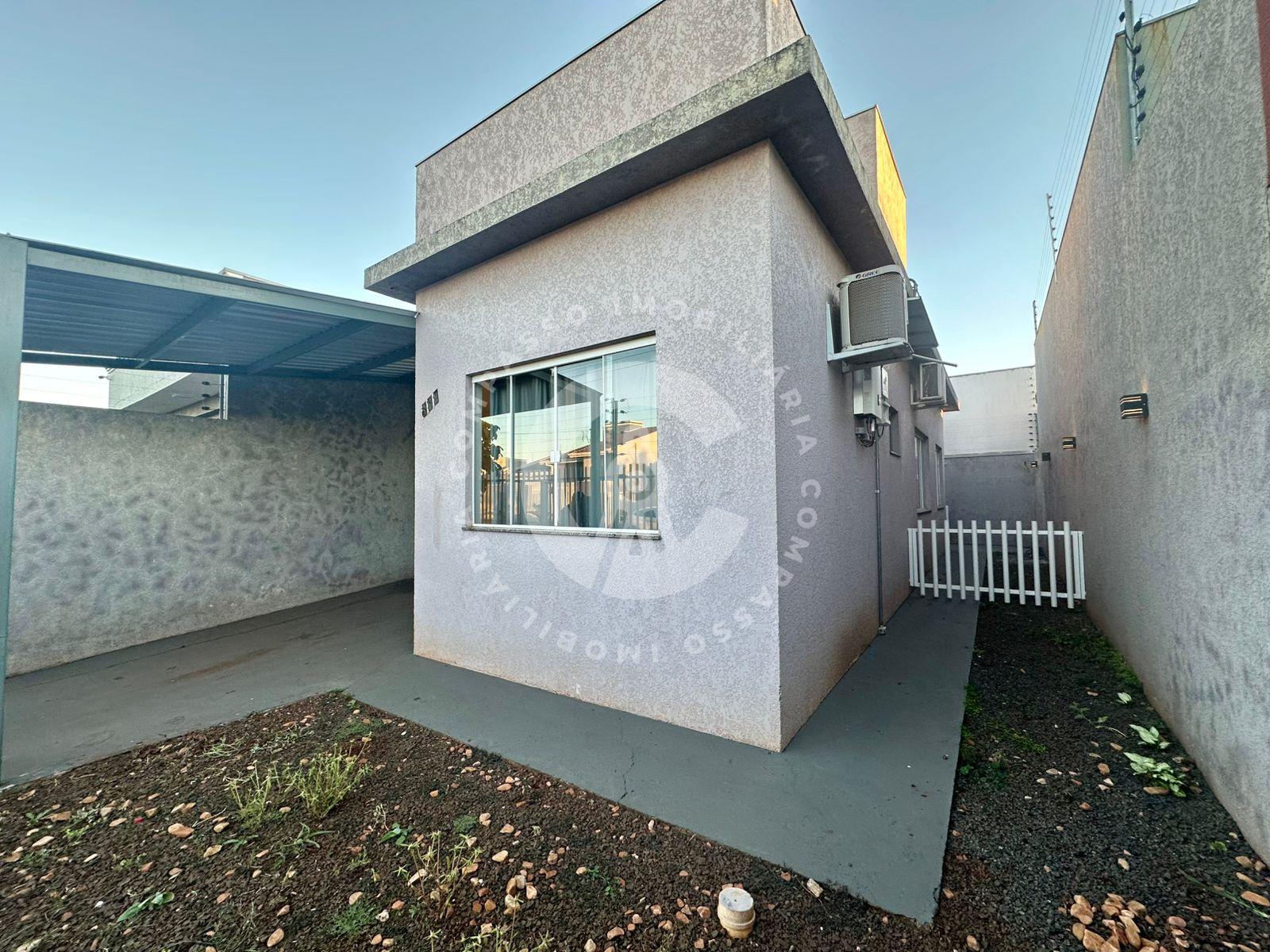 Casa com placas solares e 03 dormitórios no Villa Floratta