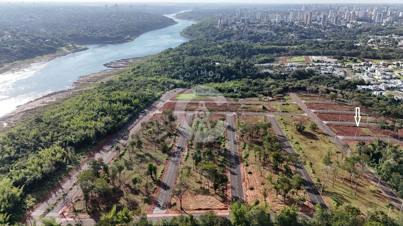 Terreno com 200m  disponível para venda no Loteamento The Fall...