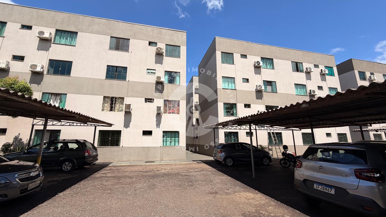 Apartamento reformado com 2 dormitórios à venda por R  280.000...