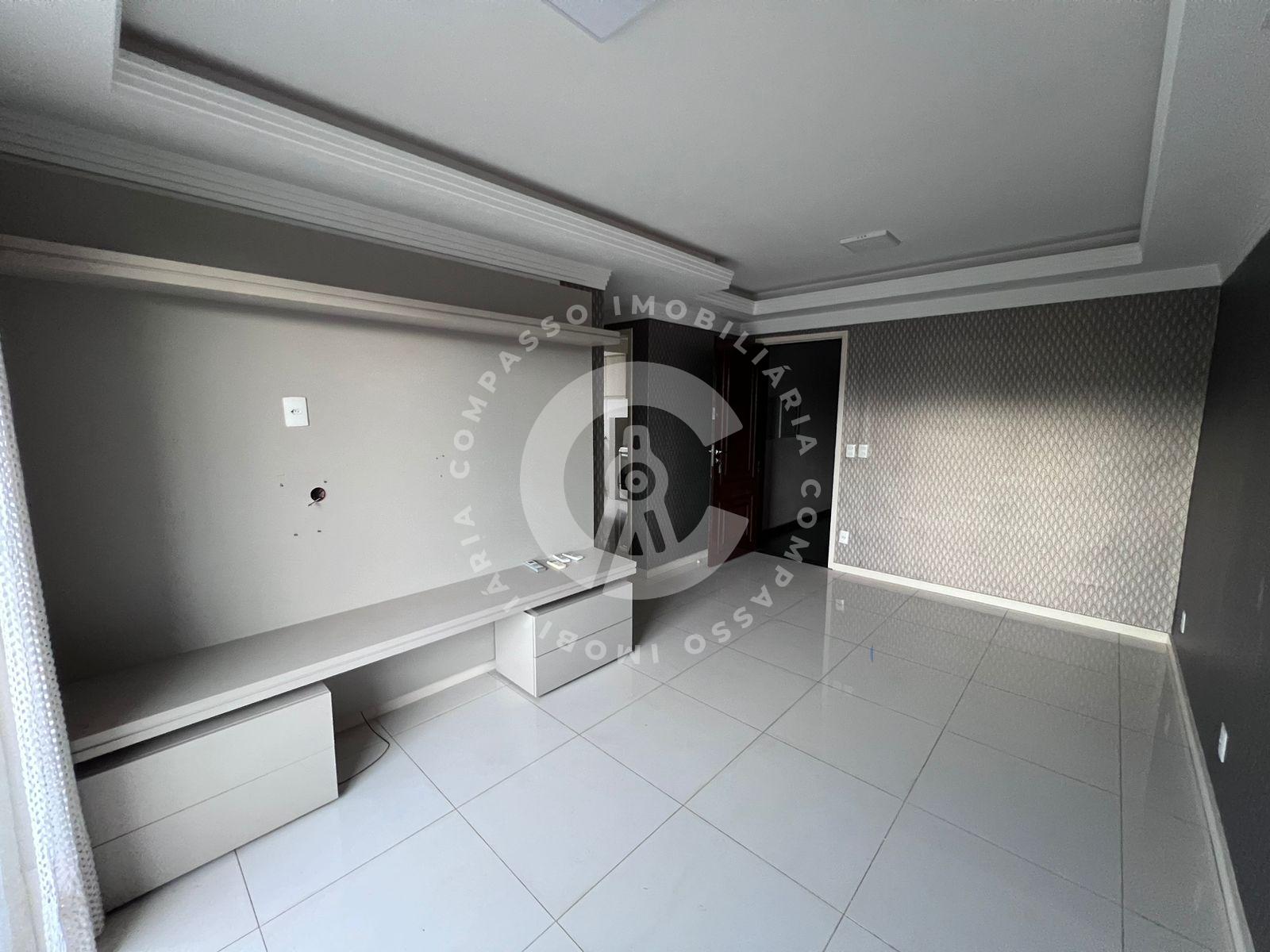 Apartamento para venda com 3 quartos sendo uma suíte na Av. Ga...