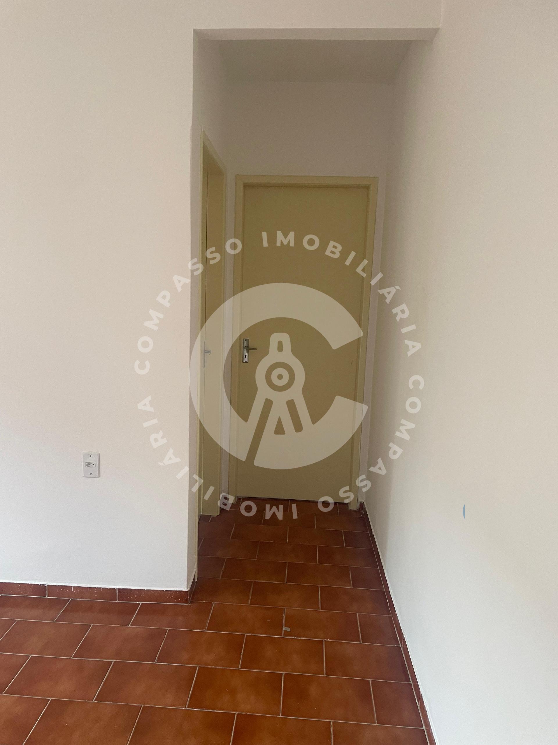 Apartamento com 1 dormitório para locação, Jardim Lancaster, F...