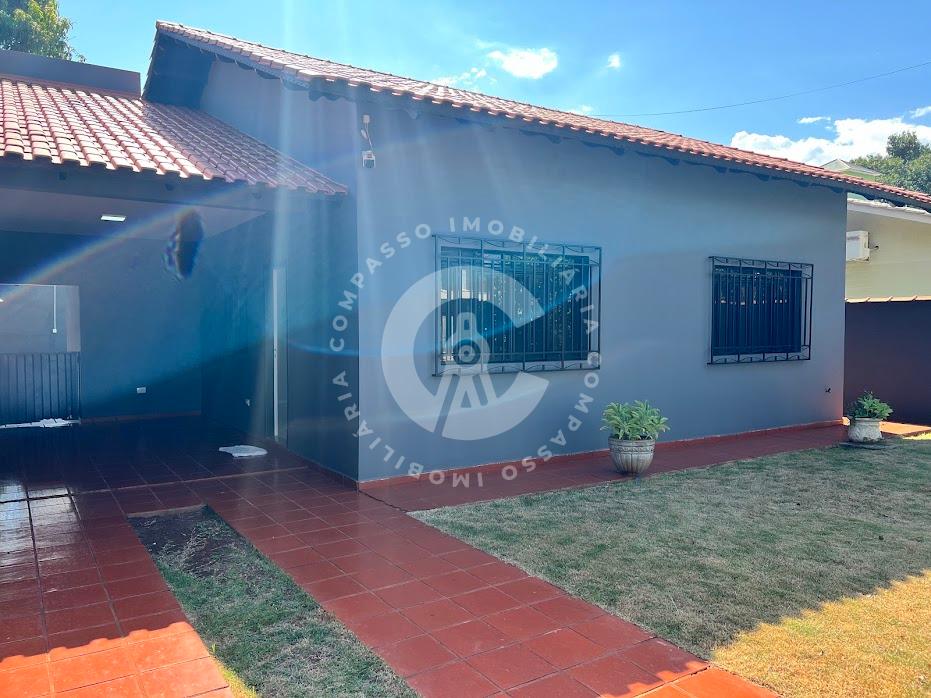 Casa à venda no Jardim Dona Leila  2 suítes, piscina e amplo ...