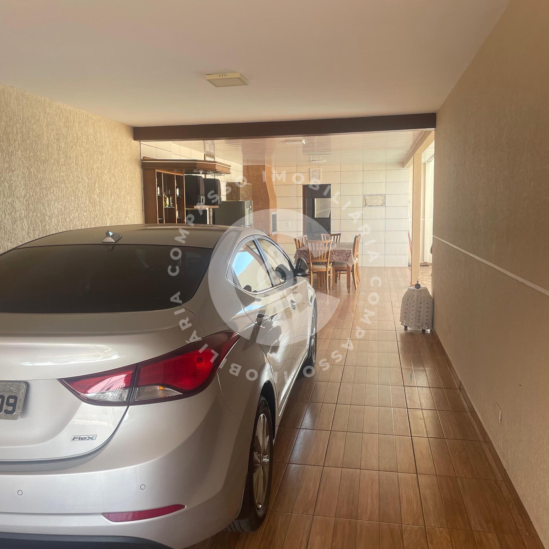 Sobrado à venda com 2 quartos no Conjunto Libra, FOZ DO IGUACU...