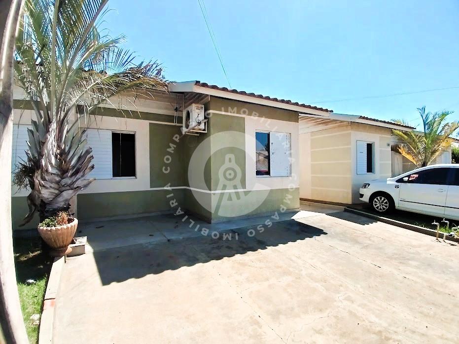 Casa com 2 dormitórios no Condomínio Terra Nova, Conjunto B, F...