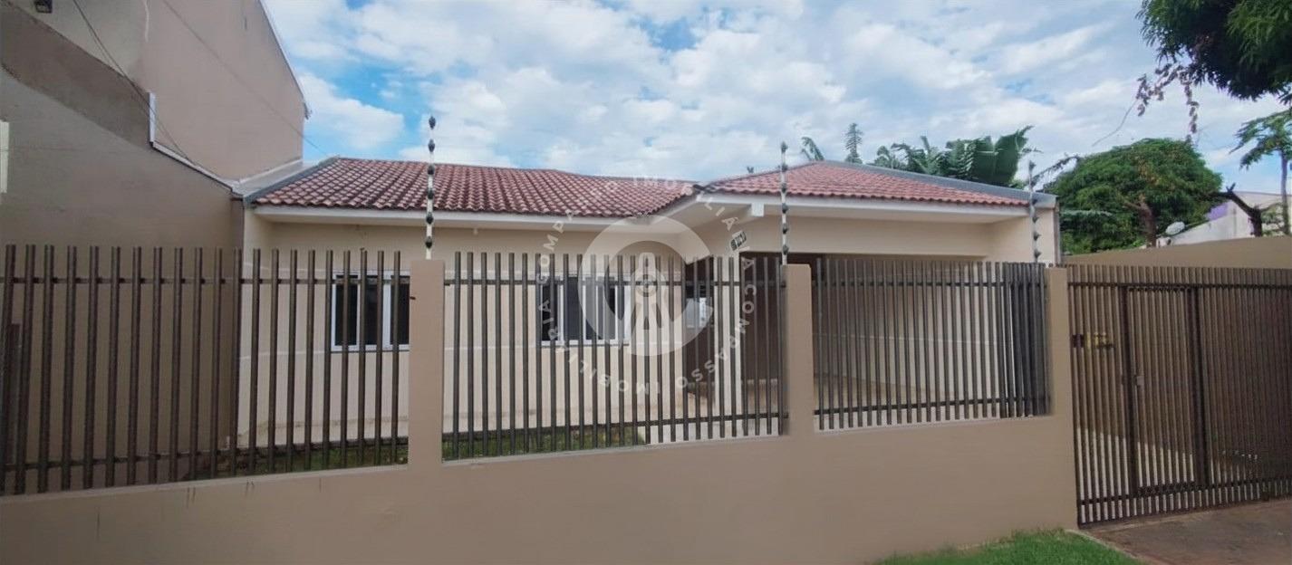 Casa com 3 Quartos para locação, com 110m2, Jardim Lancaster, ...