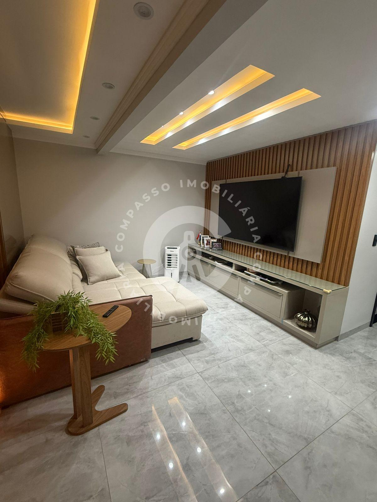 Apartamento com 3 dormitórios sendo 1 suíte, 105m2, Centro, FO...