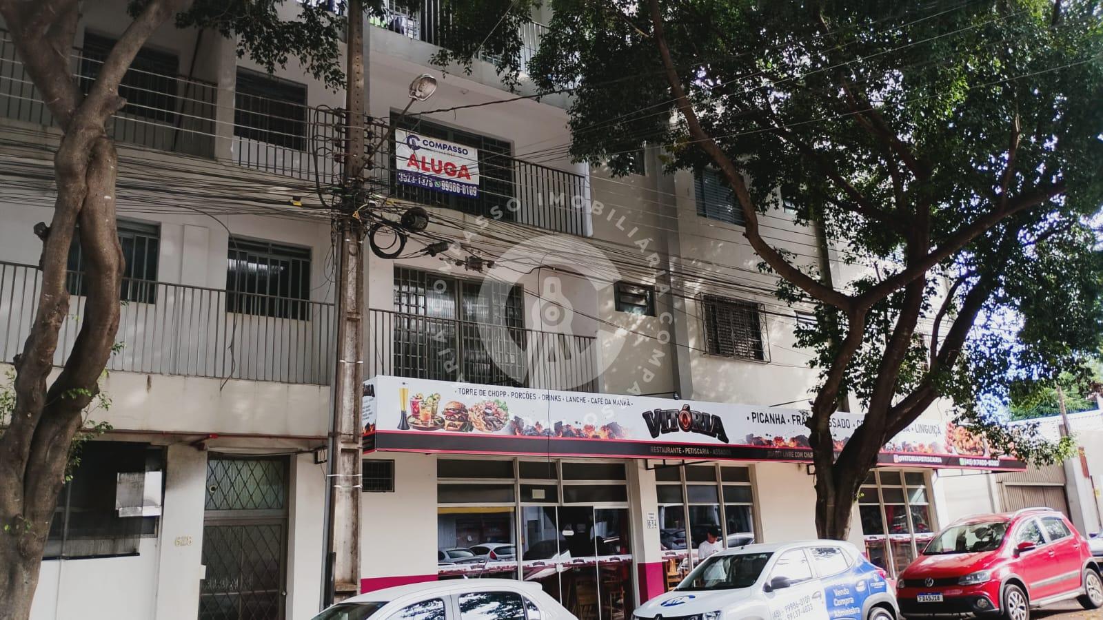 Apartamento com 3 dormitórios sendo 1 suíte, 190m2, Centro, FO...