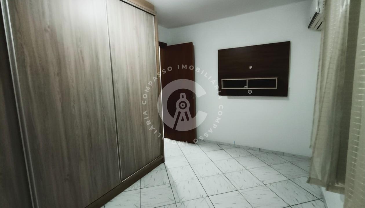 Apartamento Semi-Mobiliado com 03 dormitórios para locação, co...