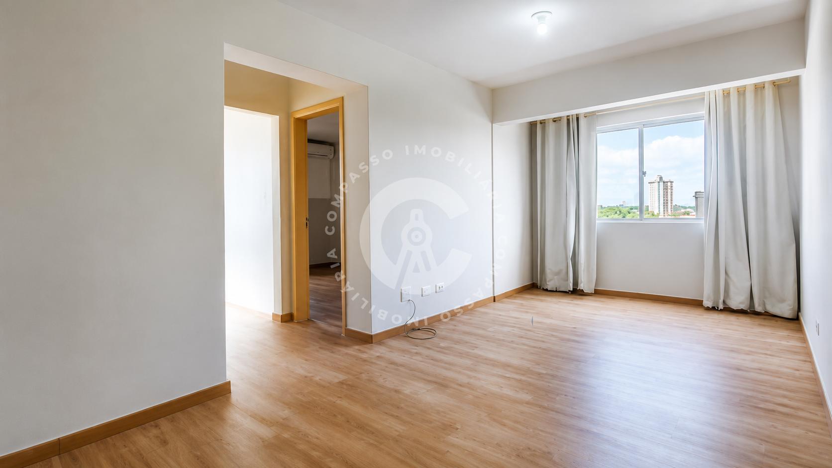 Apartamento com 01 dormitório para locação, com 62m2, Centro, ...