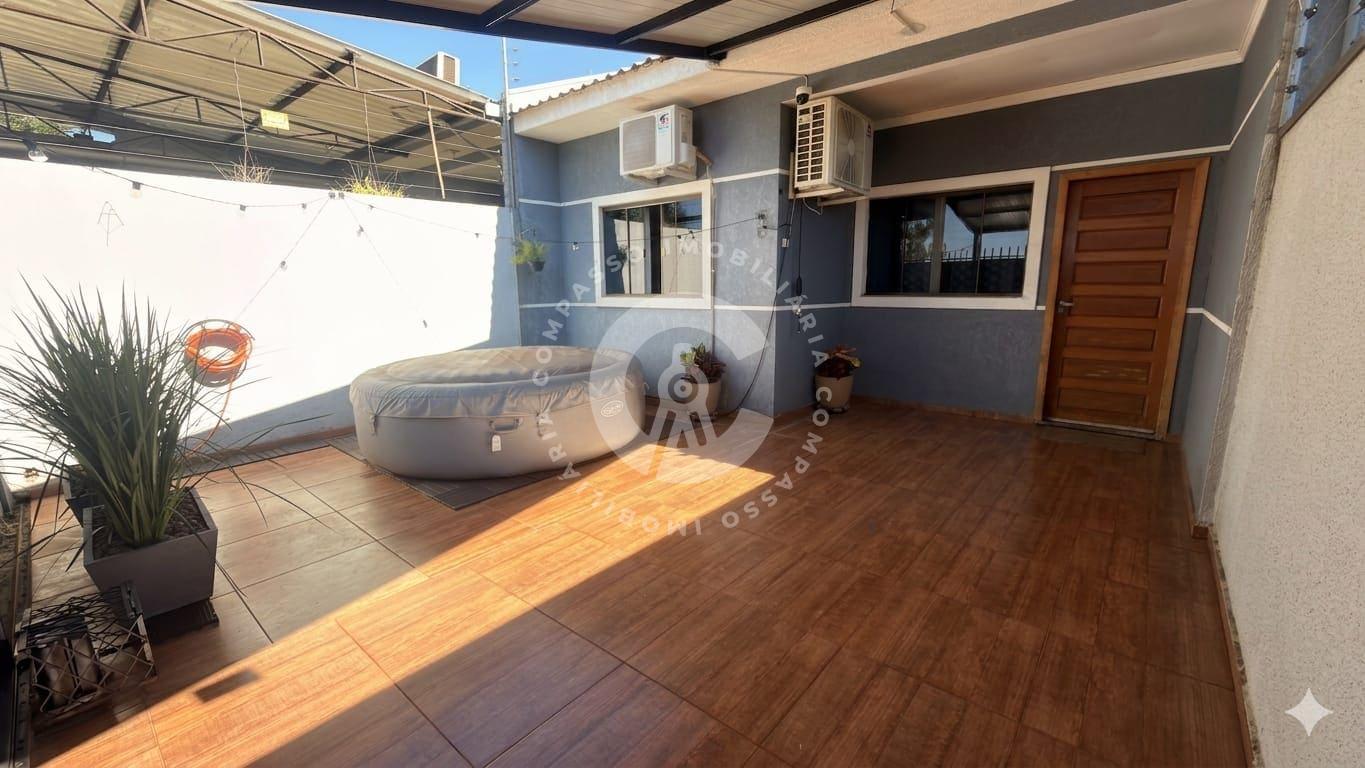 Casa disponível para venda com 02 dormitórios no Vila Floratta