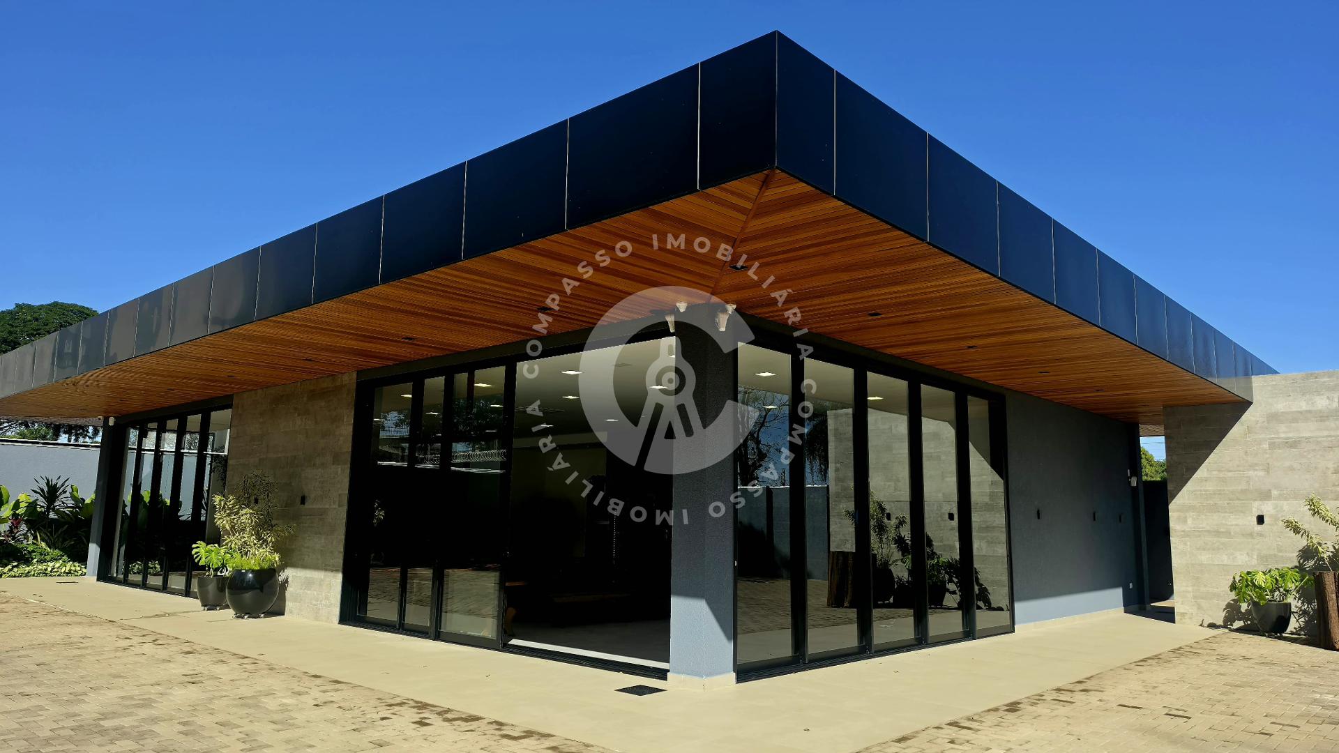 Espaço para eventos com amplo estacionamento e privacidade no Três Bandeiras