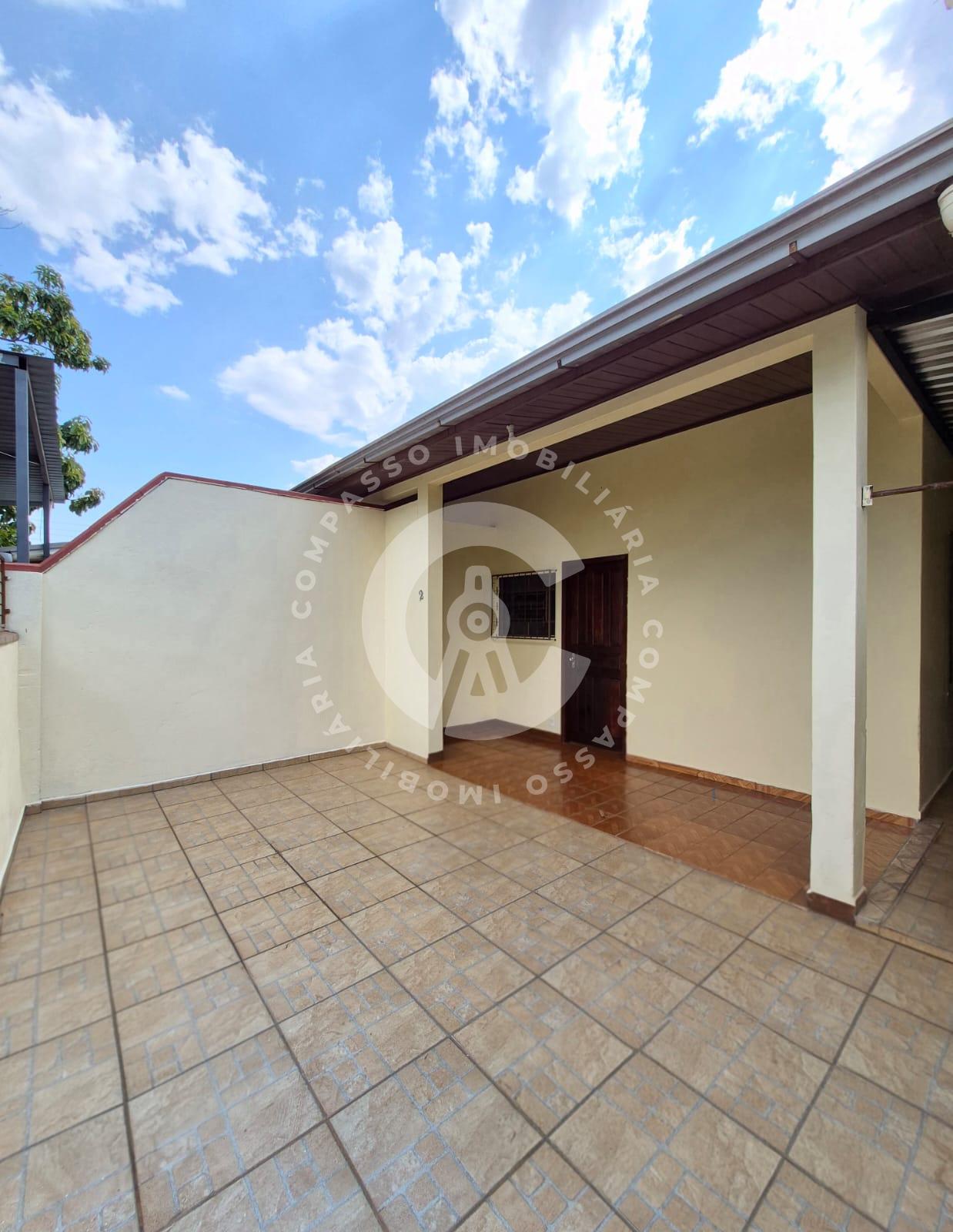 Casa para Locação com 2 quartos e aproximadamente 70m² Parque Presidente II, Foz do IguaçuPR