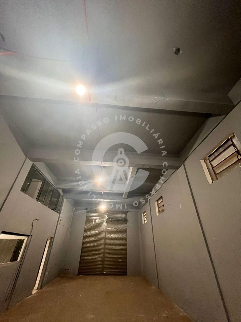 Barracão à venda, 300 m  por R  2.250.000,00 - Parque Monjolo ...