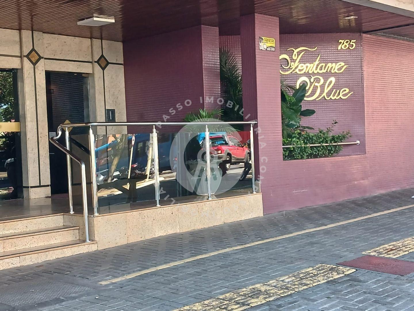Apartamento com 4 dormitórios à venda, 169 m  por R  890.000,0...