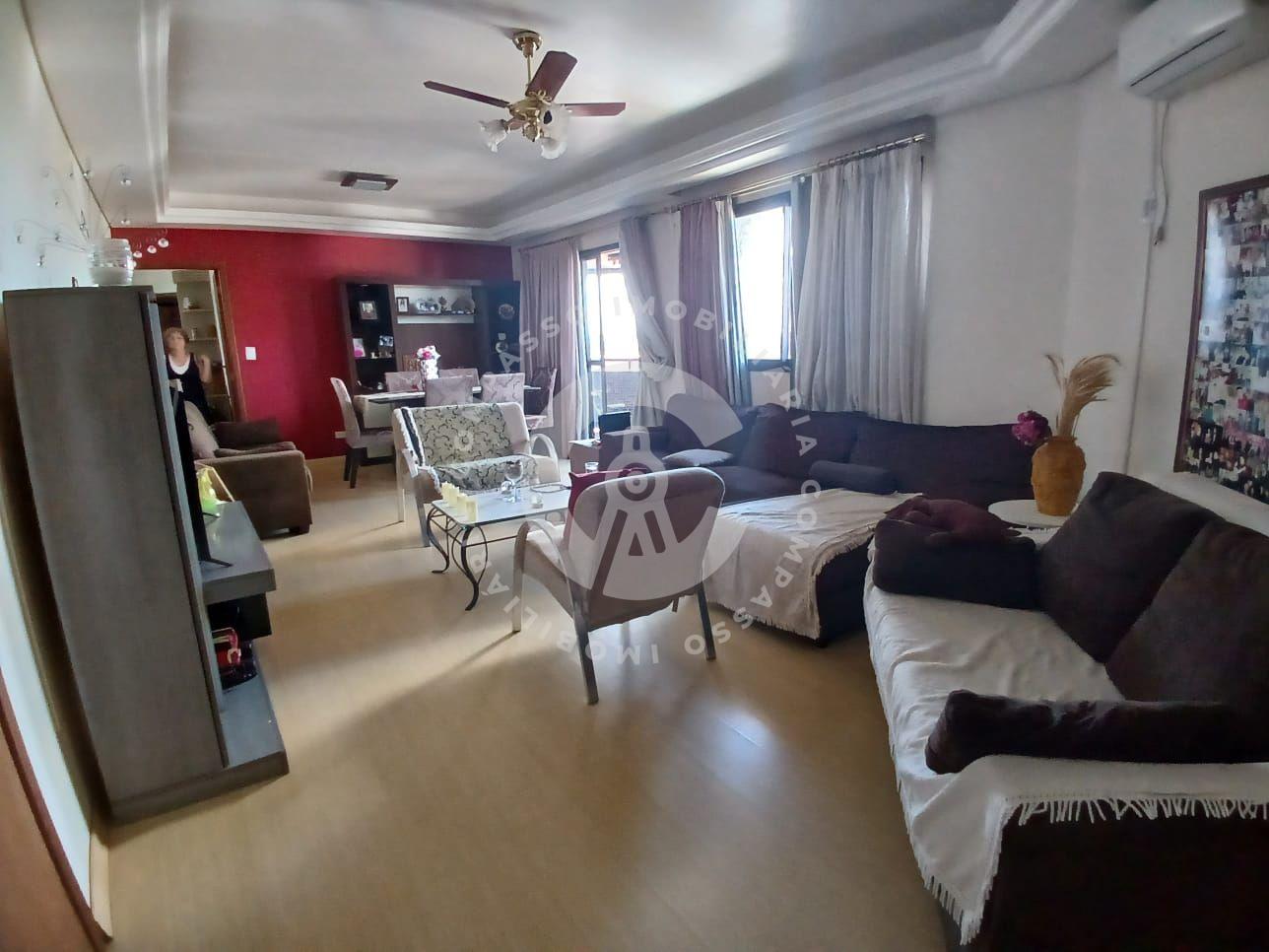 Apartamento com 4 dormitórios à venda, 169 m  por R  890.000,0...