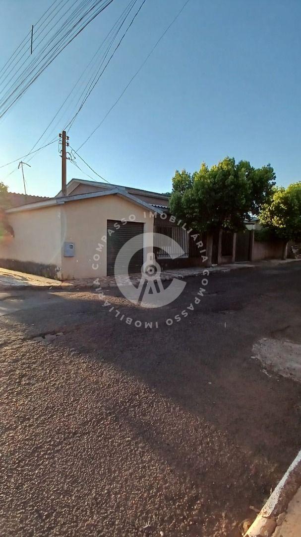 Casa com 3 dormitórios à venda,240.00 m , Profilurb I, FOZ DO ...