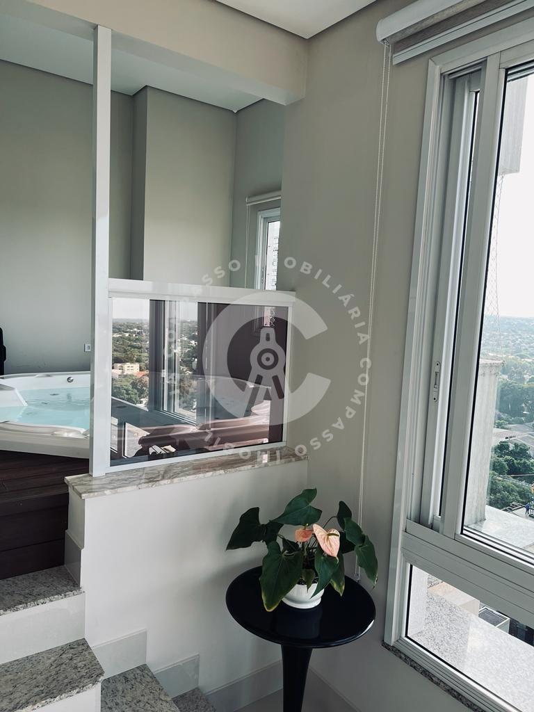 Apartamento Duplex com 3 dormitórios à venda, 202 m  por R  2....