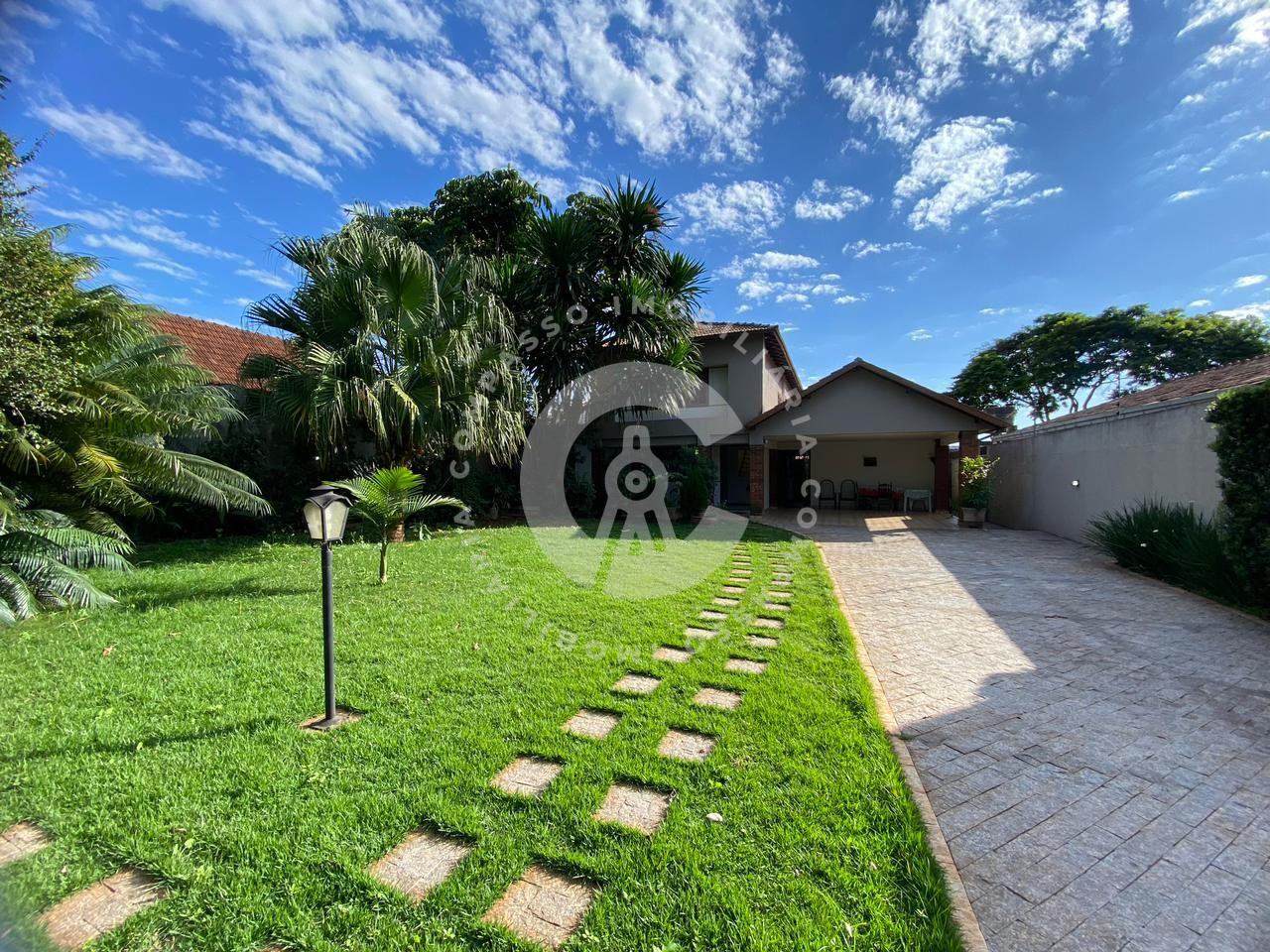 Sobrado com 4 Suítes à venda,450.00 m , FOZ DO IGUACU - PR