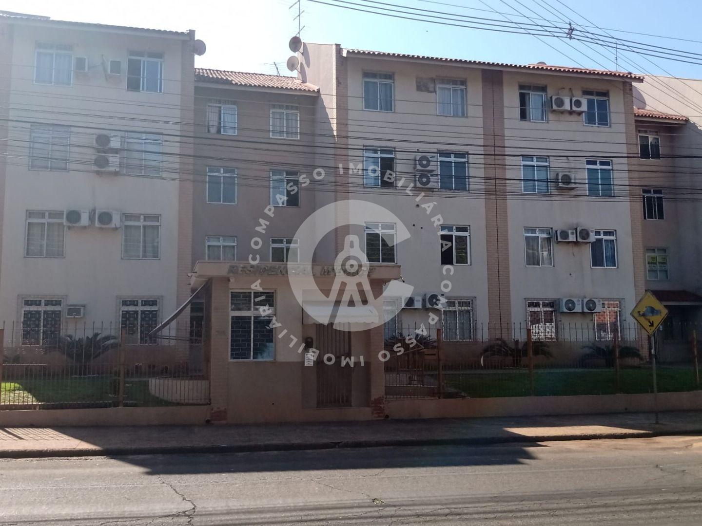 Apto no Centro por R  330 mil  2 quartos, 2 banheiros e locali...