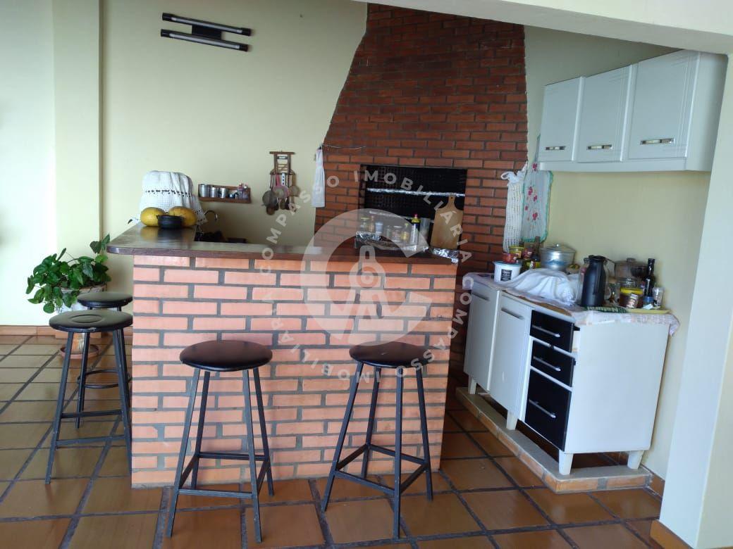 Sobrado com 4 dormitórios à venda, 60 m  por R  600.000,00 - C...