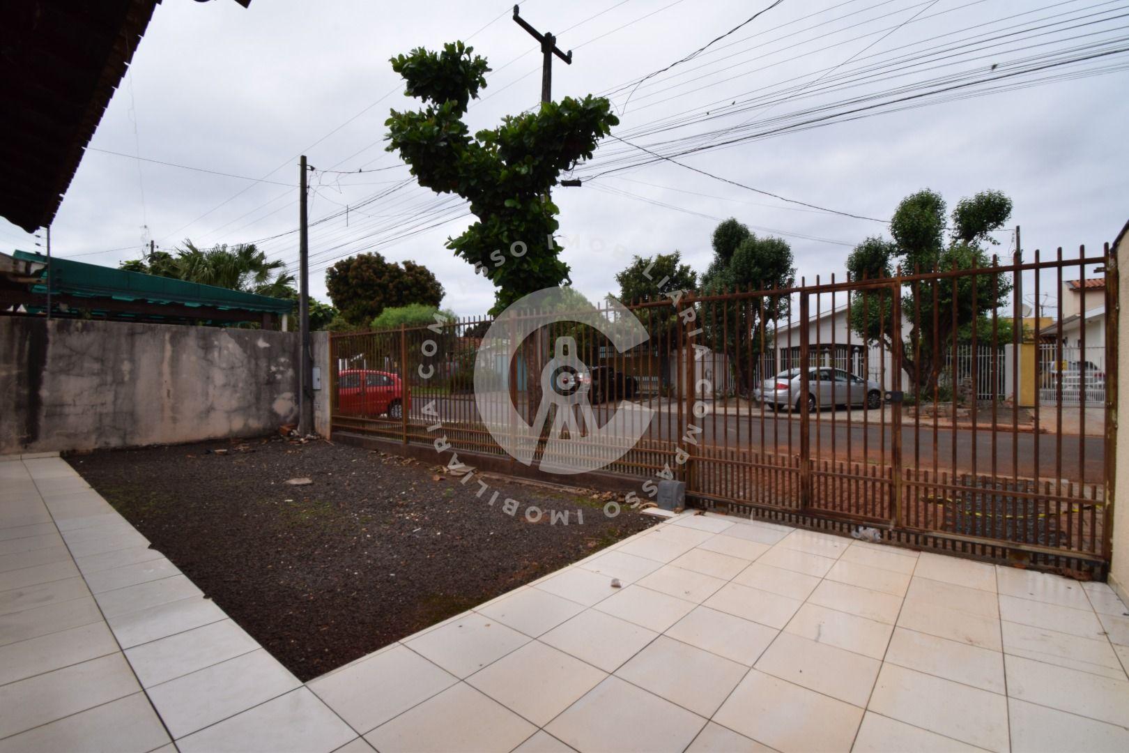 Casa com 2 dormitórios sendo uma suíte no Jardim das Flores,12...