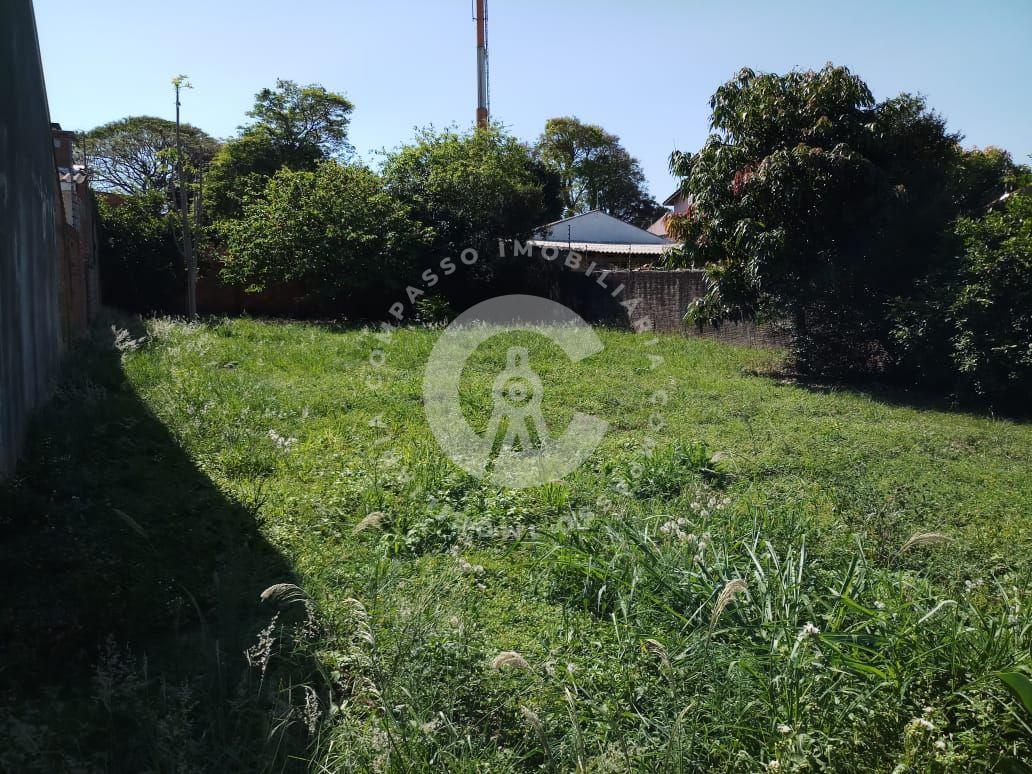 Terreno amplo no Jardim Alice I  Localização privilegiada e ót...