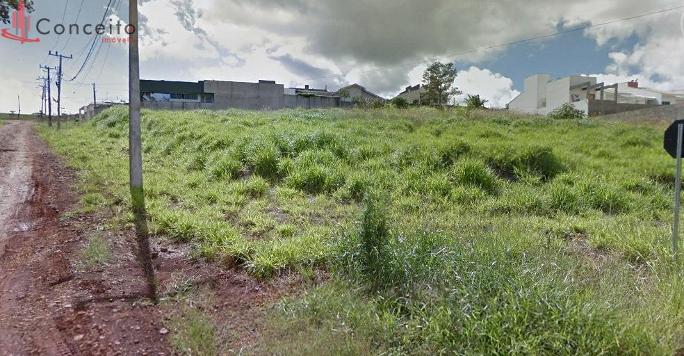 VENDE TERRENO DE ESQUINA  BAIRRO AEROPORTO